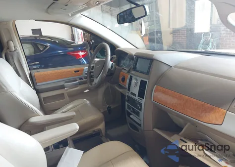 2008 Chrysler Town & Country Limited z USA, uszkodzony, nr VIN 2A8HR64X28R691450